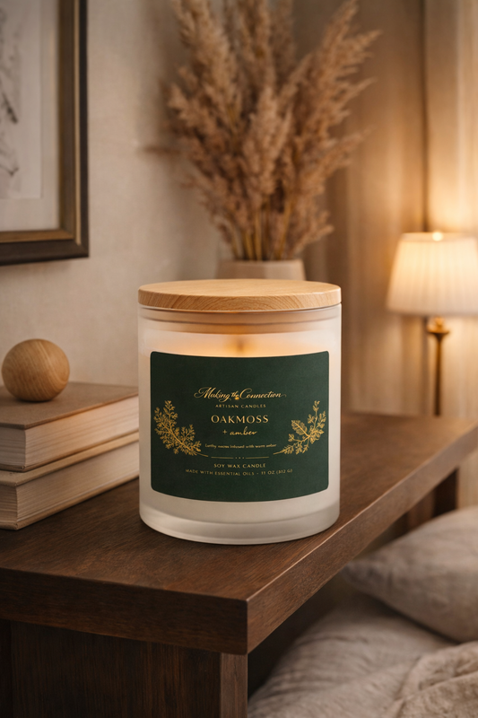 Oakmoss & Amber | Frosted Glass Candle